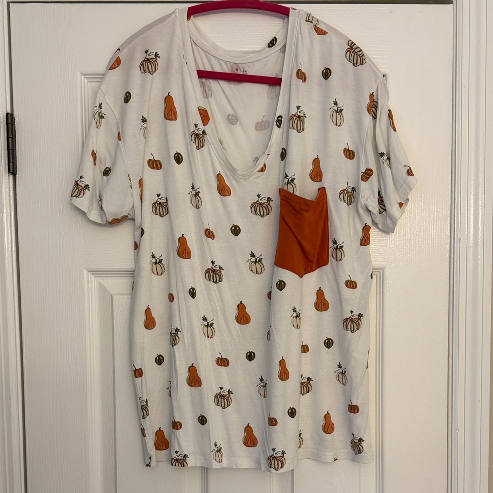Kyte BABY Pumpkin Print Tee with Orange Pocket